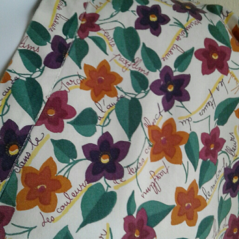 Scrub Top - Picture 4 of 4